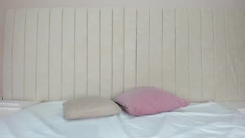 Snapshot of littleoliviia_ chatting on February 2025 12:58:01 PM im olivia IG littleolivia01 online show from February 2025 12:58:01 PM