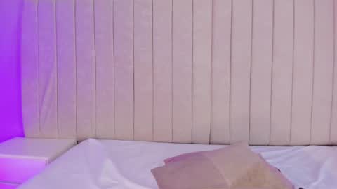 Snapshot of littleoliviia_ chatting on February 2025 06:51:01 PM im olivia IG littleolivia01 online show from February 2025 06:51:01 PM