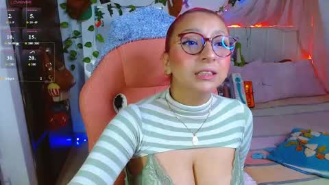 Snapshot of littlerouse_ chatting on May 2026 09:47:01 AM Ruby Rouse online show from May 2026 09:47:01 AM