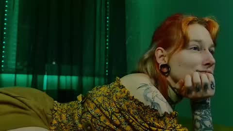 Niki  free tg channel with some photos gifs and info about streams  online show from February 2025 05:53:01 PM