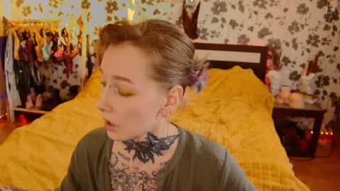 Niki  free tg channel with some photos gifs and info about streams  online show from September 2025 02:38:02 AM