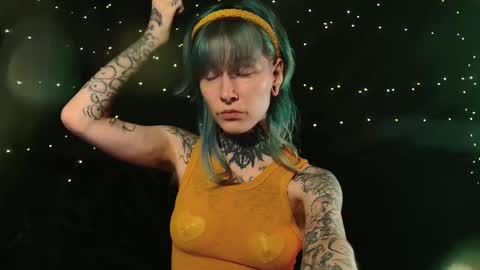 Niki  free tg channel with some photos gifs and info about streams  online show from December 2025 11:52:02 AM