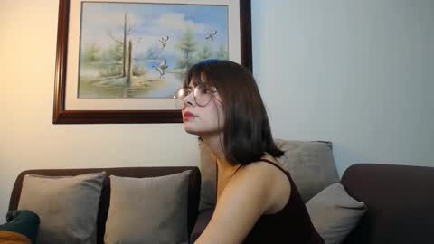 helen online show from November 2025 02:10:01 AM