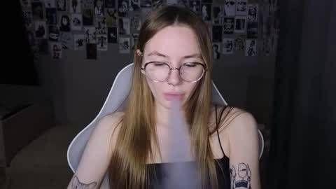 Eliana online show from May 2026 07:49:01 AM