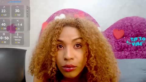 Snapshot of litzy_curly chatting on September 2025 03:56:02 PM Litzy online show from September 2025 03:56:02 PM