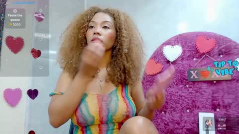 Snapshot of litzy_curly chatting on October 2025 04:51:01 PM Litzy online show from October 2025 04:51:01 PM