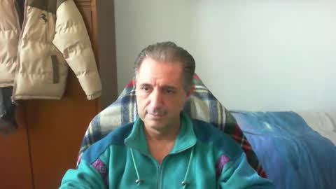 liuk53 online show from April 2026 01:08:02 PM