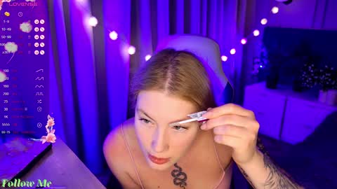 Liv 3 online show from February 2025 03:03:01 PM