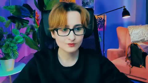 LixeLuna online show from April 2026 06:38:02 AM