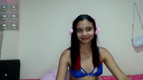 Liz7skinny online show from May 2026 09:45:02 PM