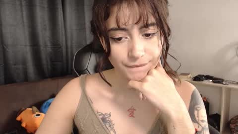 Elizabeth online show from December 2025 02:09:02 AM