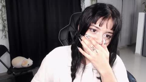 Elizabeth online show from February 2026 02:53:01 AM