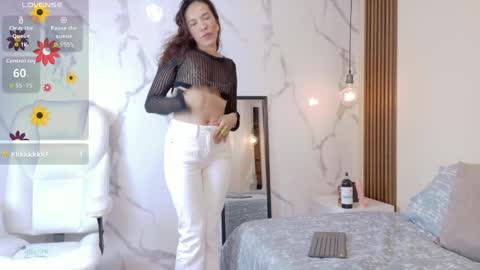 liz online show from May 2026 07:11:02 PM