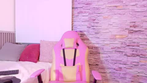 liz_monserrat online show from November 2025 12:33:02 PM