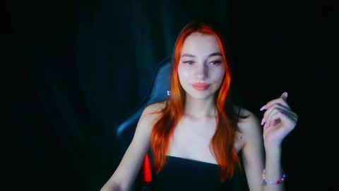 Snapshot of liza__kitty chatting on May 2026 06:02:02 PM Liza Kitty online show from May 2026 06:02:02 PM