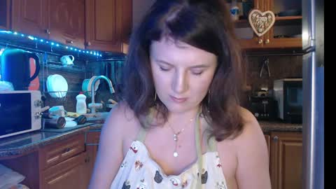 LizaCakes online show from December 2024 11:39:01 AM