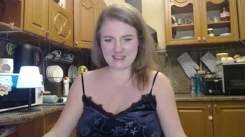 LizaCakes online show from February 2025 03:09:01 PM