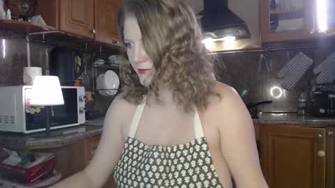 LizaCakes online show from February 2025 02:32:01 PM