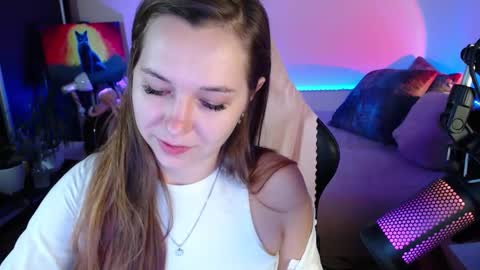 LIzaSwan online show from November 2025 06:04:02 PM