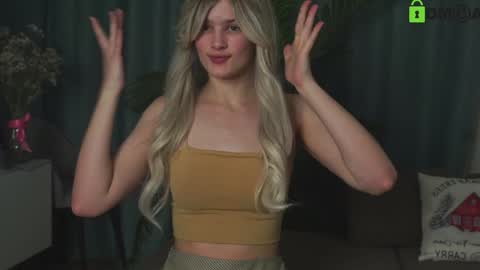 Sunnheart online show from January 2025 10:28:01 PM