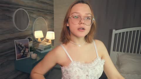 Lizbeth or Lizzy online show from December 2024 08:08:01 PM