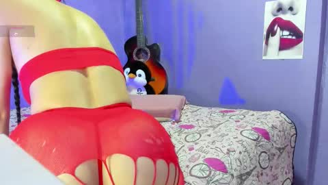 lizeth online show from November 2025 12:56:02 AM