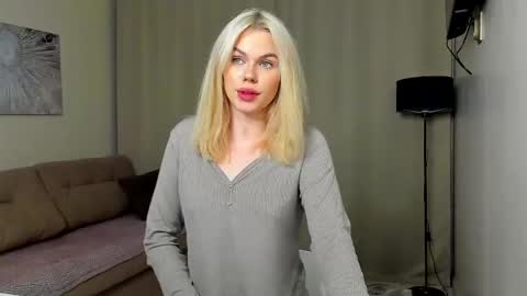 lizz or lisa online show from May 2026 07:11:01 PM