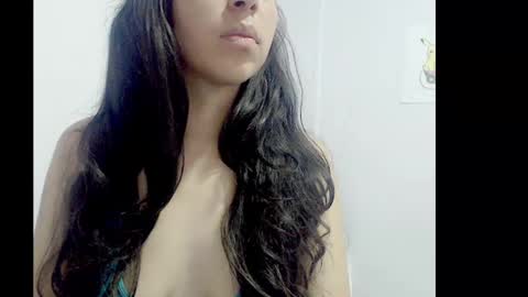 Snapshot of lizz1305 chatting on February 2025 03:05:02 PM lizz1305 online show from February 2025 03:05:02 PM