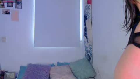 Snapshot of lizza_scott chatting on June 2026 09:46:01 PM Lizza Scott online show from June 2026 09:46:01 PM