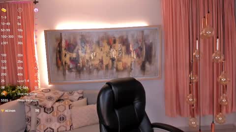 Snapshot of lizzhamilton_ chatting on February 2025 02:28:02 AM Lizzi online show from February 2025 02:28:02 AM