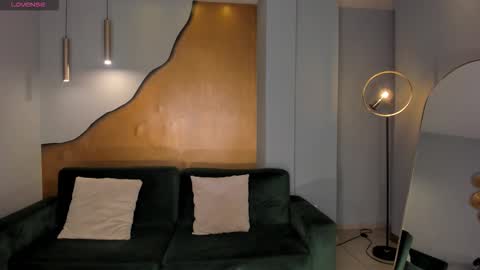 Snapshot of lizzhamilton_ chatting on February 2026 08:14:02 PM Lizzi online show from February 2026 08:14:02 PM