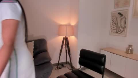 Snapshot of lizzhamilton_ chatting on February 2026 12:03:01 PM Lizzi online show from February 2026 12:03:01 PM