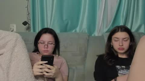 lizzi_muur online show from January 2025 11:06:02 PM