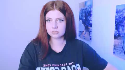 Lizzy3 online show from October 2025 07:08:01 PM