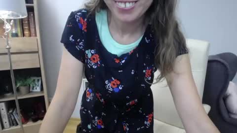 Snapshot of lizzy_sparkle chatting on July 2026 05:24:01 AM Lizzy online show from July 2026 05:24:01 AM