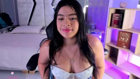Snapshot of lizzybrooks_ chatting on April 2026 04:09:02 AM LIZZY online show from April 2026 04:09:02 AM
