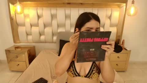 LIZZY RAVEN online show from July 2026 11:45:02 AM