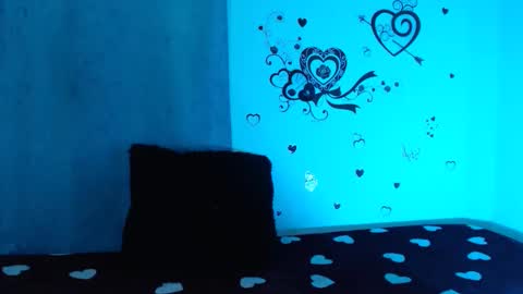 Elizabeth but call me Lizz  online show from February 2025 12:11:01 PM