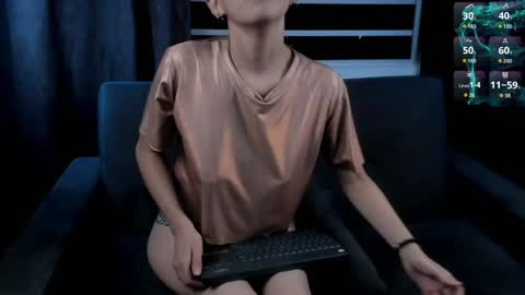 Lynx Mist online show from April 2026 12:11:02 AM