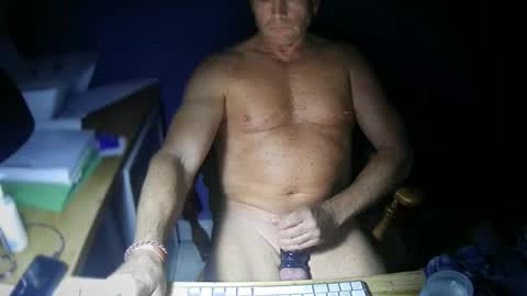 loadmaster699 online show from December 2025 09:08:02 PM