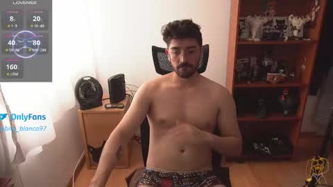 Snapshot of lobito_blanco97 chatting on February 2026 05:16:01 PM Lobito blanco Thefckingwolf main account online show from February 2026 05:16:01 PM