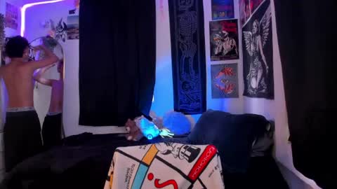 locke_bl online show from July 2026 12:48:02 PM