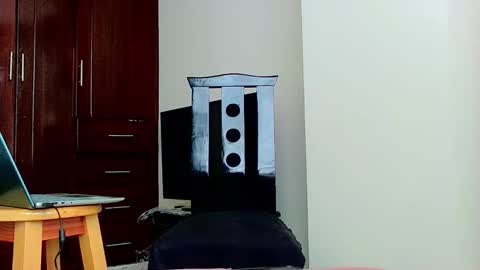 Snapshot of logaan_grey chatting on October 2025 06:54:02 PM logaan_grey online show from October 2025 06:54:02 PM