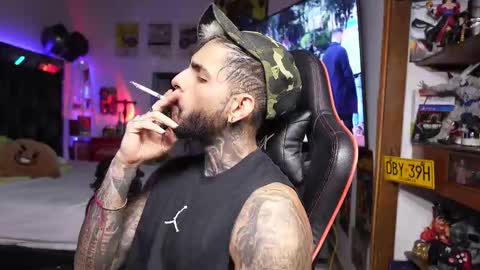 logan_hugh8 online show from March 2026 10:31:02 AM