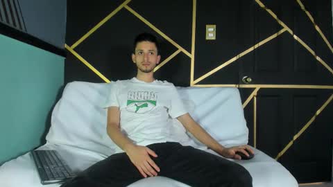 Logan Rogers online show from September 2025 02:09:02 PM
