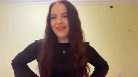 Nadia online show from May 2026 06:16:02 PM