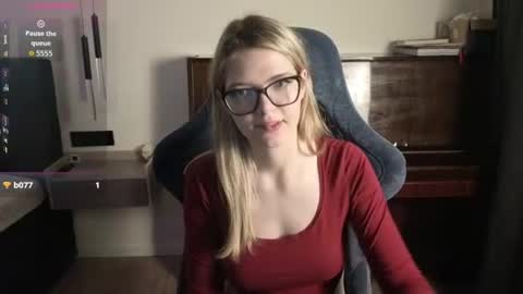 Snapshot of logandrive chatting on June 2026 05:12:02 PM Logan and Katana online show from June 2026 05:12:02 PM