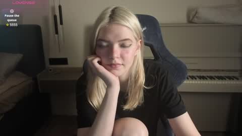 Logan and Katana online show from July 2026 04:57:02 PM