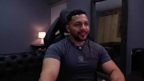 loganmartinx online show from July 2026 10:46:01 PM