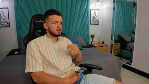 Logan Wolf online show from February 2026 01:56:02 PM